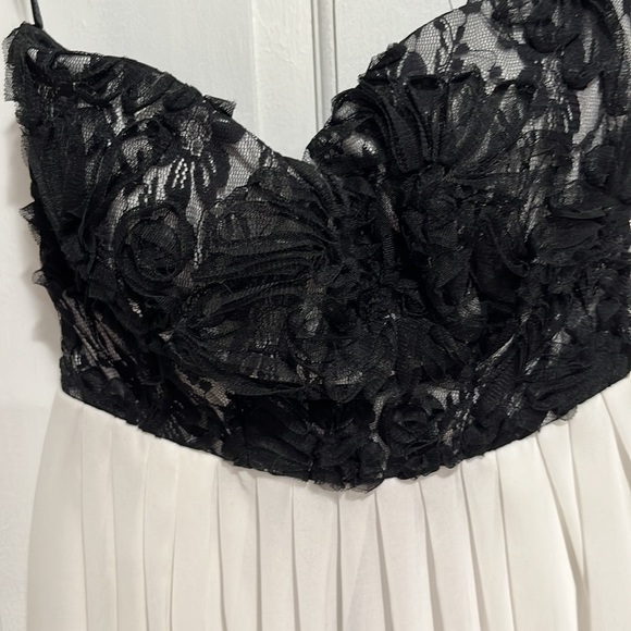 NWT Elise Ryan Cornelli Dress - Picture 3 of 11